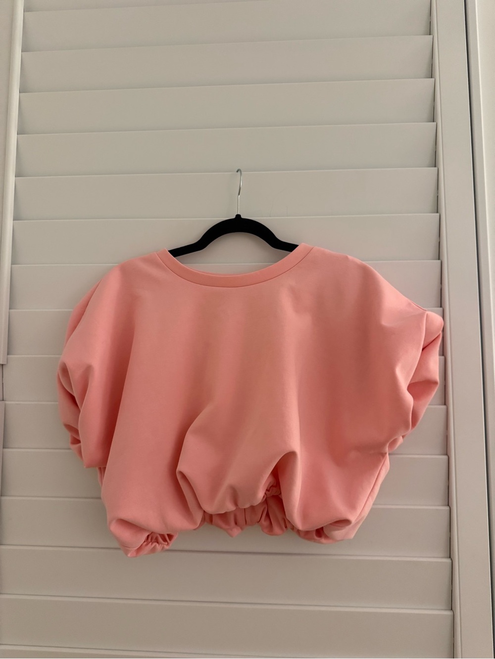 BUCKETLIST Peach Pink Cropped Bubble Sweatshirt (worn once)